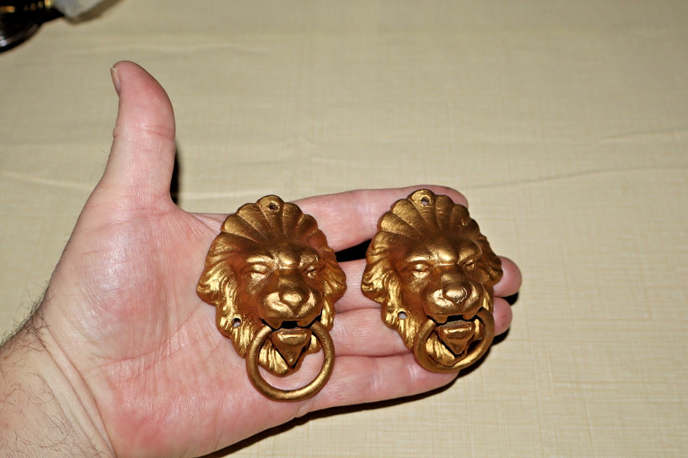 Antique Sessions Clock Lion Head Ornaments