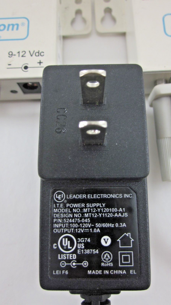 2 Omega iTHX-W i Server Temperature Dew Point Humidity, EIS-W Working Pulls