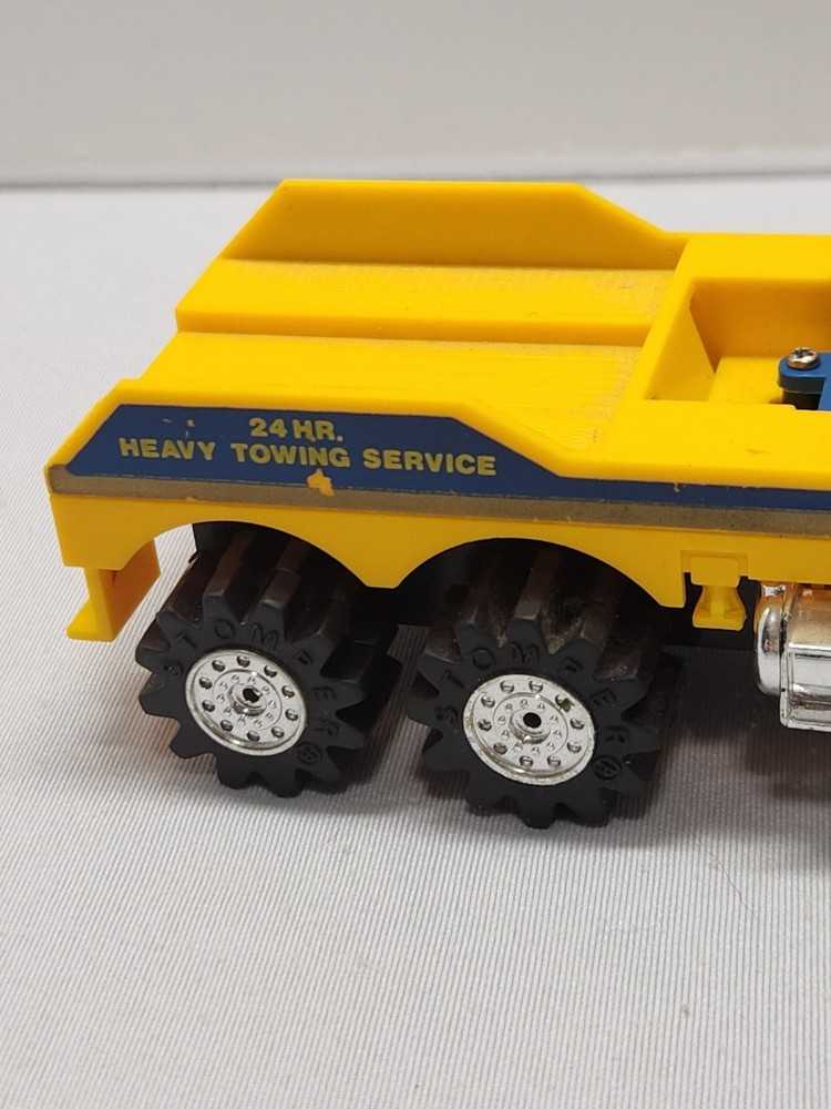 Stomper 4x4 Blue Yellow 24 Hour Towing