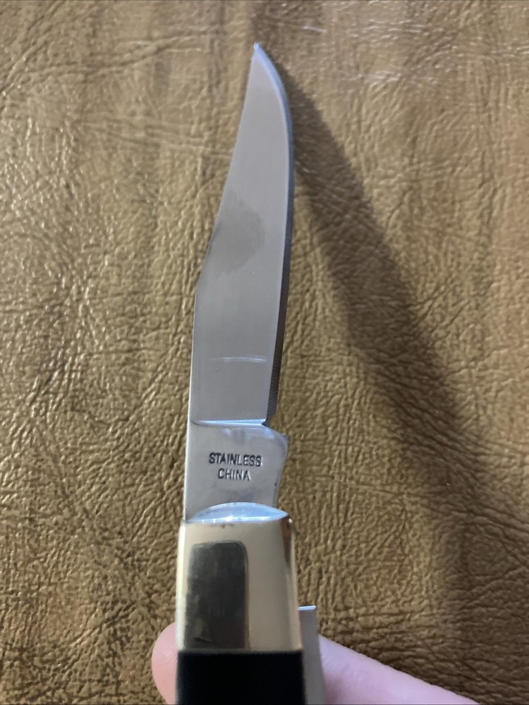 2 Bladed Remington Pocket Knife
