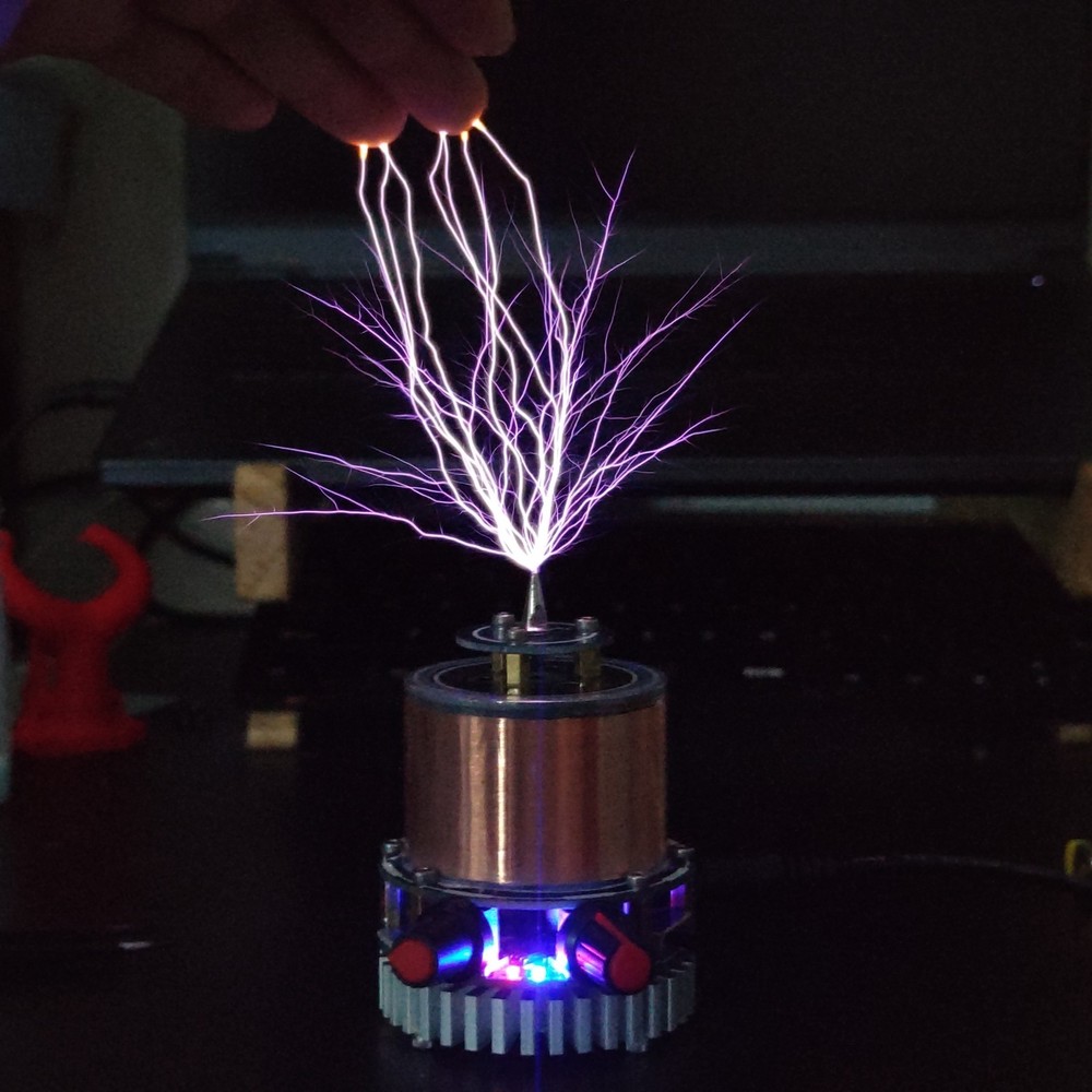 SSTC Mini Tesla Coil Music Solid State Tesla Coil Artificial Lightning Tool