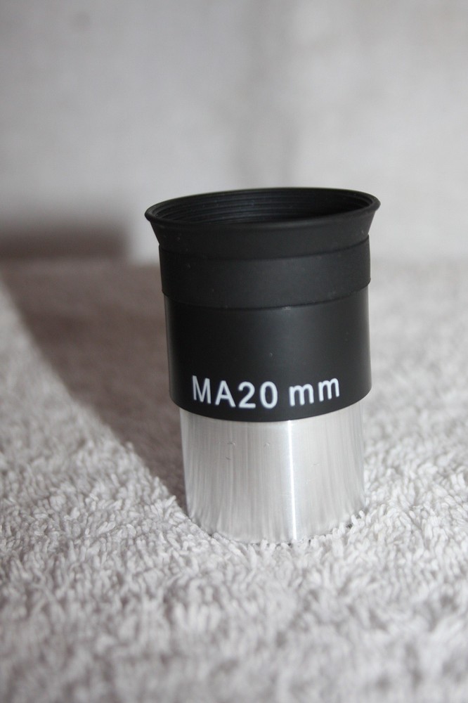 Telescope Smartphone Adapter & Bluetooth Shutter with 1.25" Wide Angle MA20mm EP