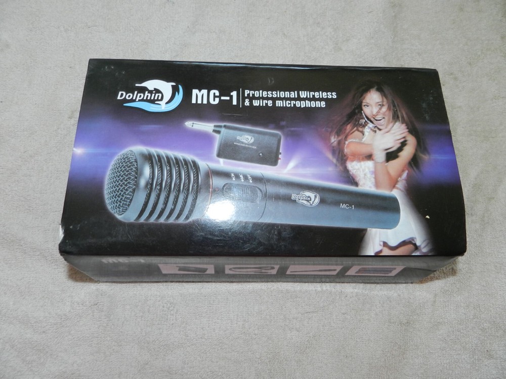 Dolphin MC-1 professional Wireless & Wire Microphone