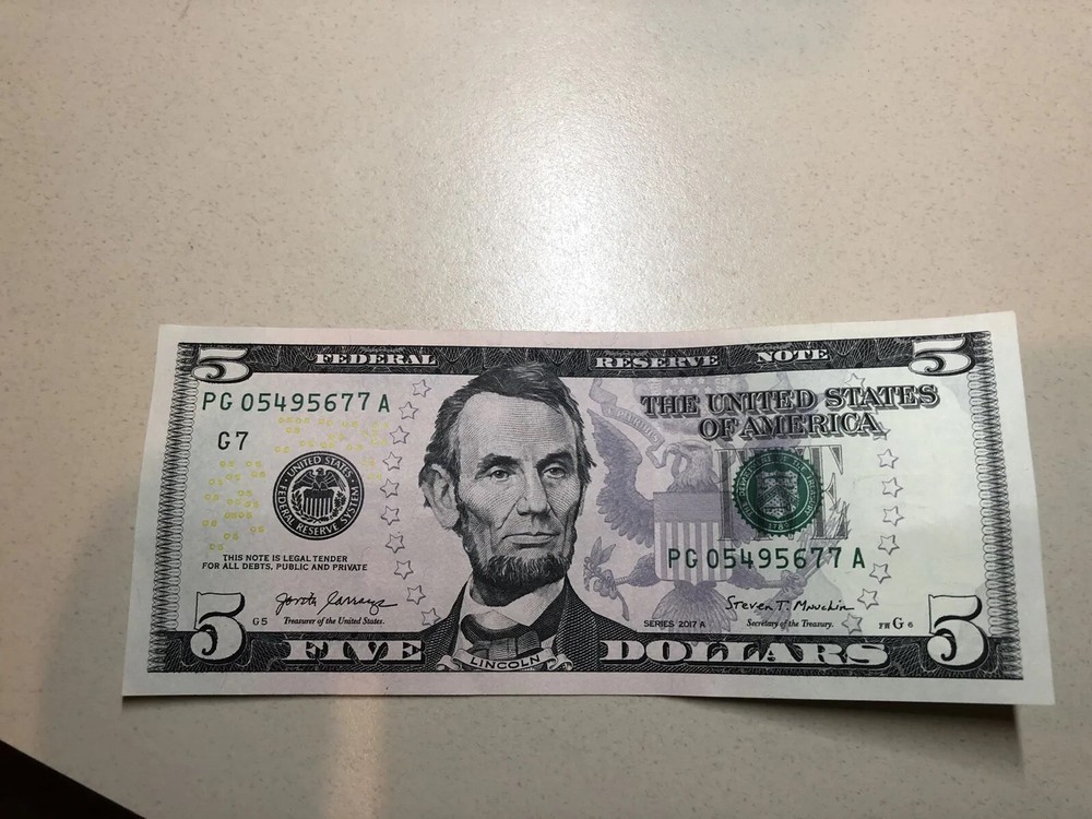 2017 Five Dollar Note With Stuck Digit (7)