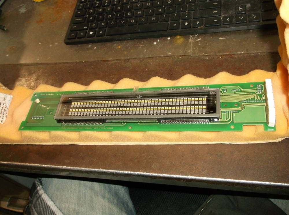 NIB EUROTHERM AH242880 TEMPERATURE CONTROLLER DISPLAY ASSEMBLY (866)