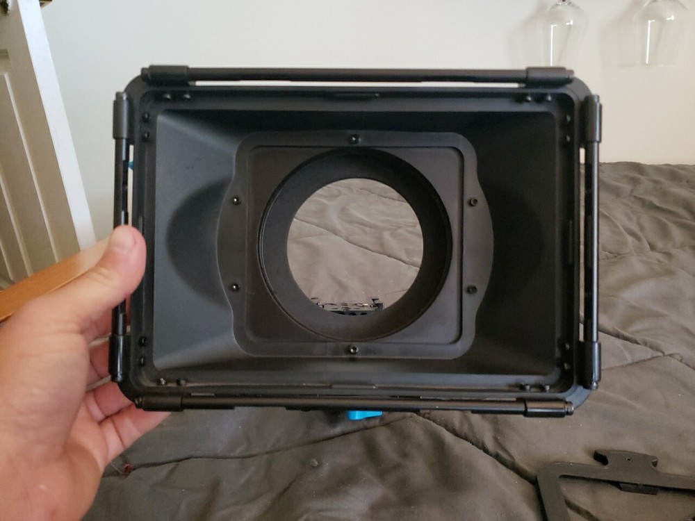 Fotga DP3000 M3 4x4 Swing-Away Matte Box