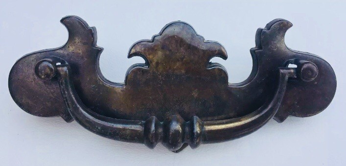 Brass Bronze Antique Hardware Colonial Chippendale drawer pull 4"centers Batwing