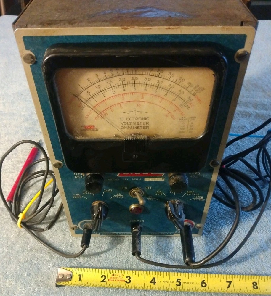 Vintage Teico Voltmeter Model 221