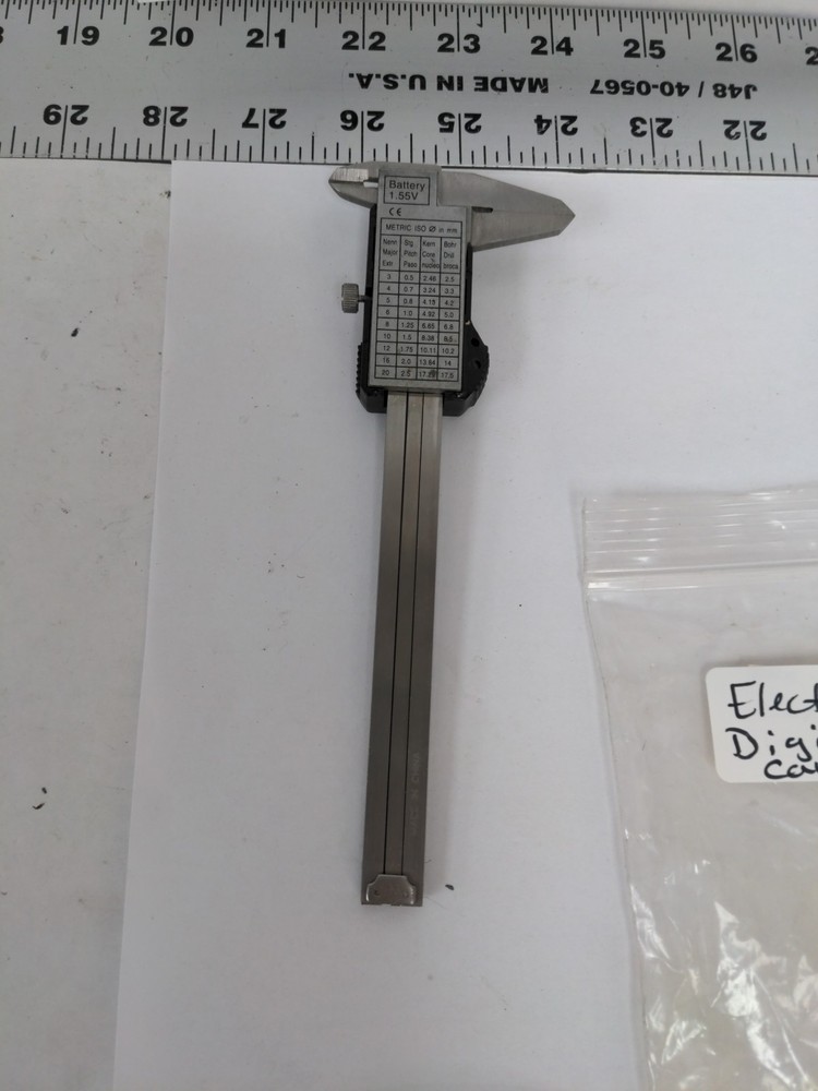 ELECTRONIC DIGITAL CALIPER