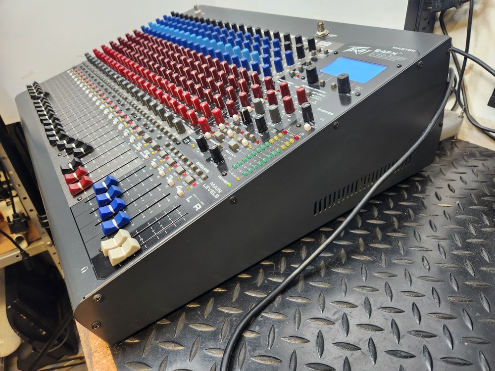Peavy 24FX 24 Channel Mixer-Tested