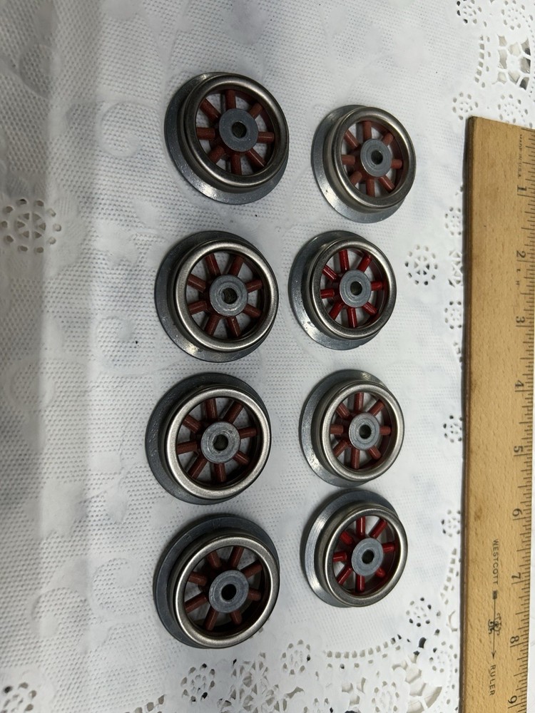 Lionel O Gauge Train Engine Replacement Wheels Set 8