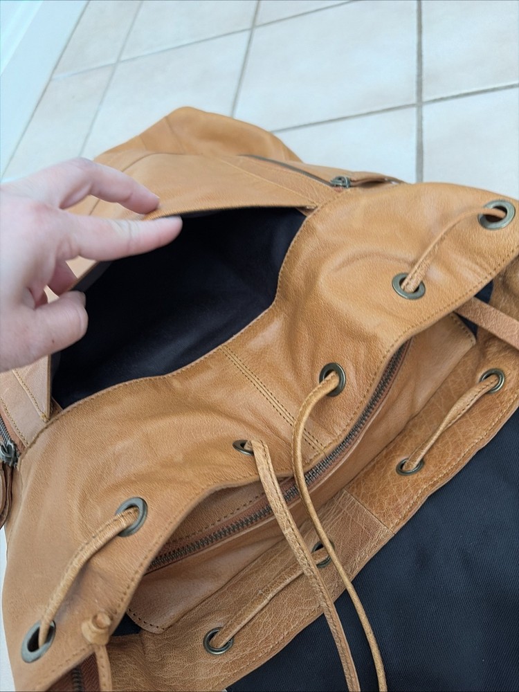 MUUD Leather Backpack Bag