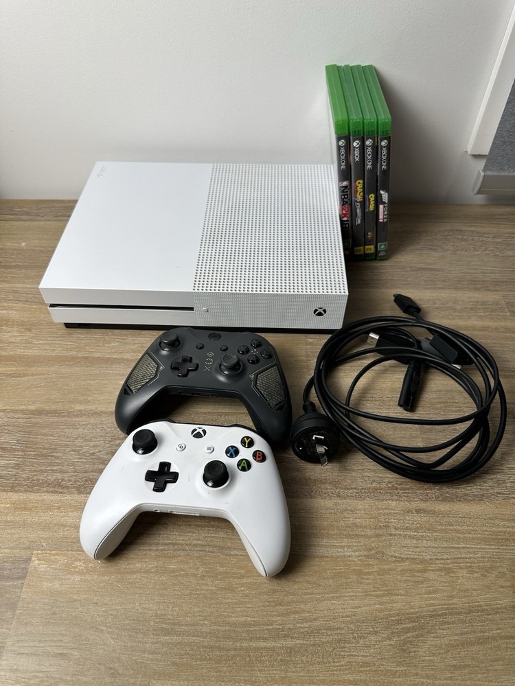 Xbox One S 1TB Console White Bundle 2 Controllers + 4 Games Tested Working