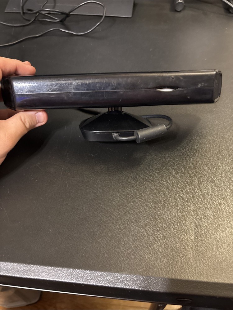Microsoft 1414 Xbox 360 Kinect Sensor Bar Only Black Untested