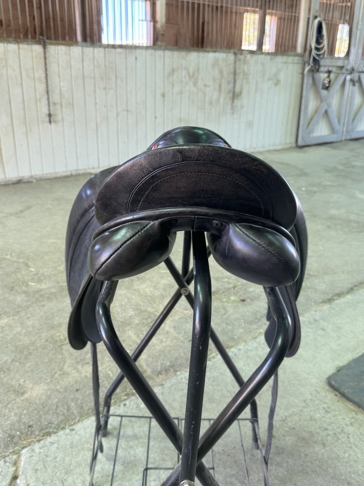 Lemke Dressage Saddle