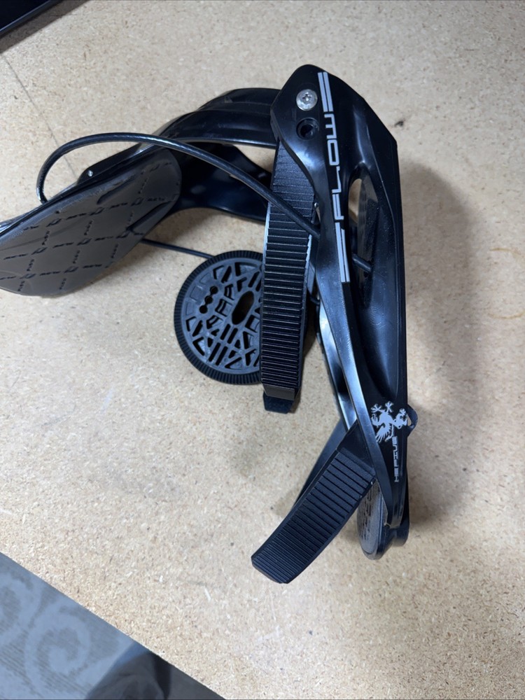 flow snowboard bindings
