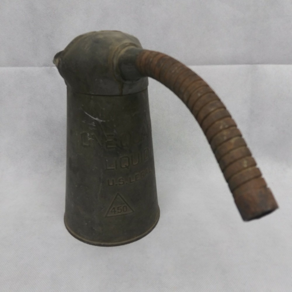 Galvanized Oil Can with Flexible Spout 1 Quart Model 450
