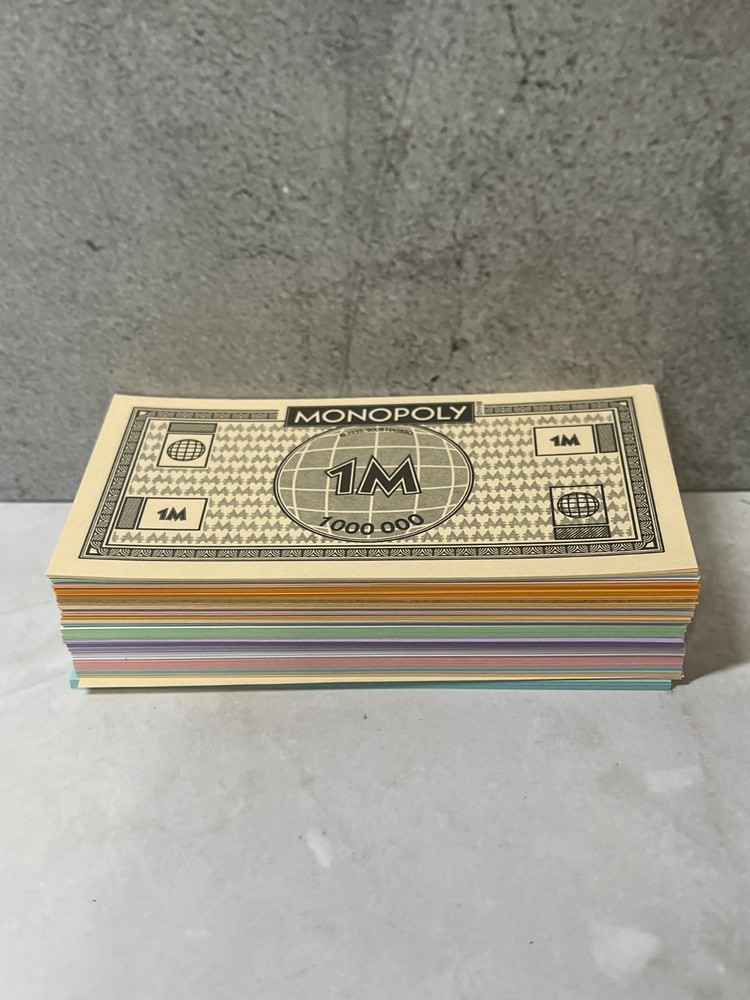 2009 u-build Monopoly - Replacement Money Pack (super nice)