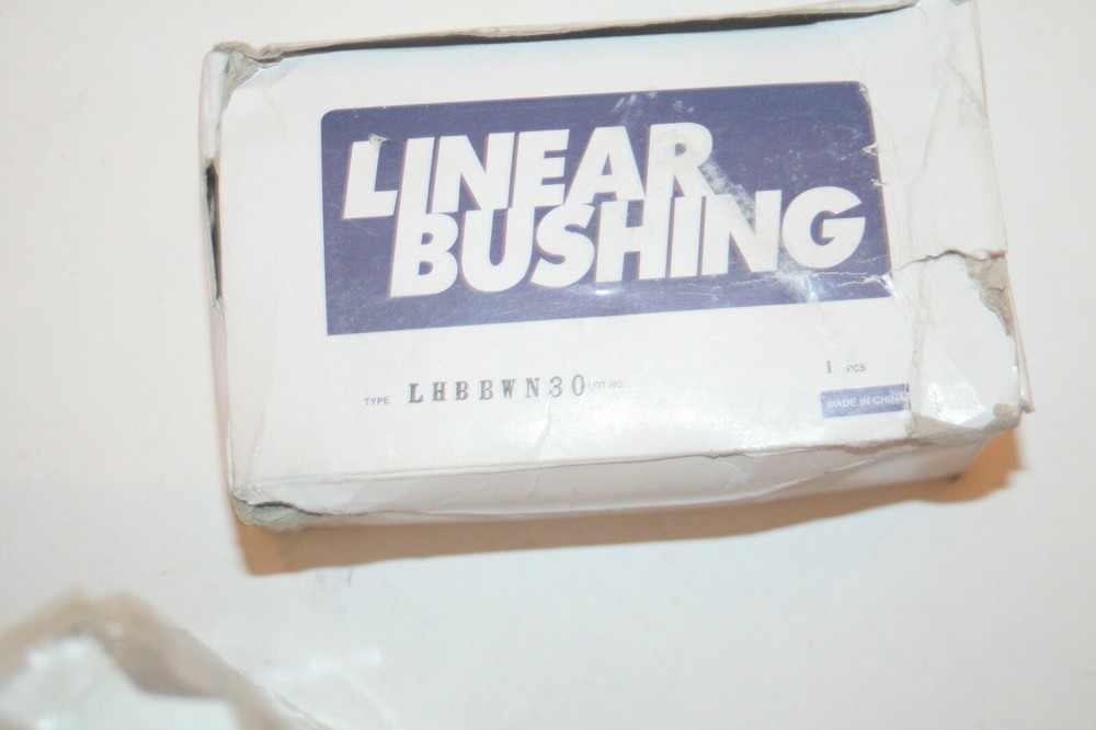 MISUMI LHBBWN30 LINEAR BUSHING BLOCK * NEW *