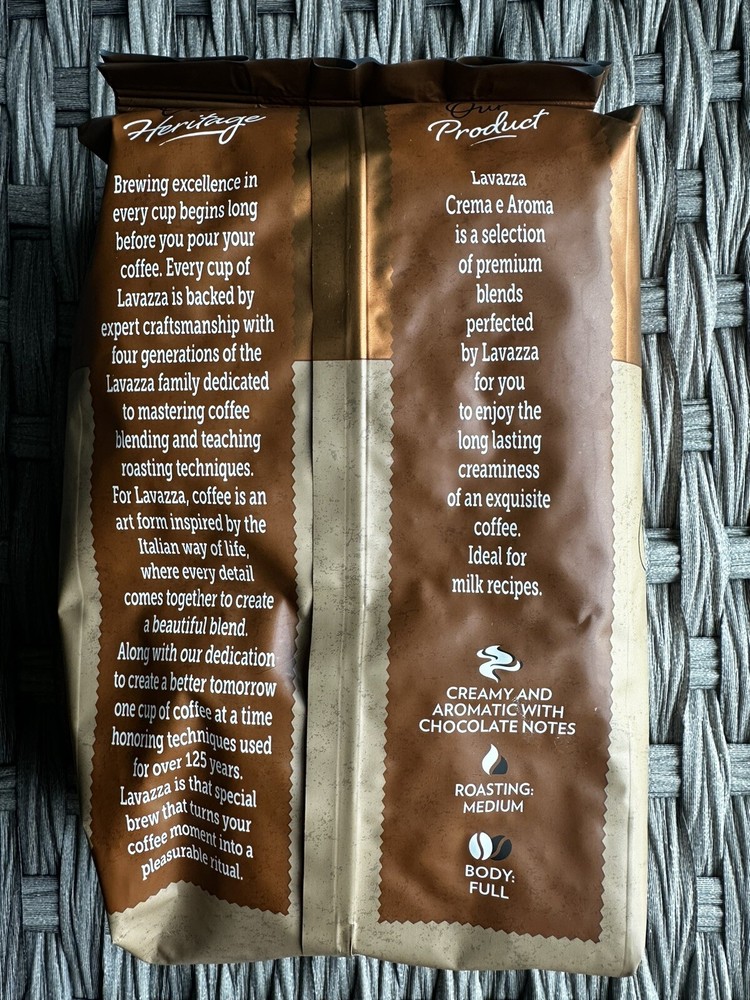 Crema E Aroma Whole Bean Coffee Blend, 2.2-Pound Bag , Balanced Medium Roast