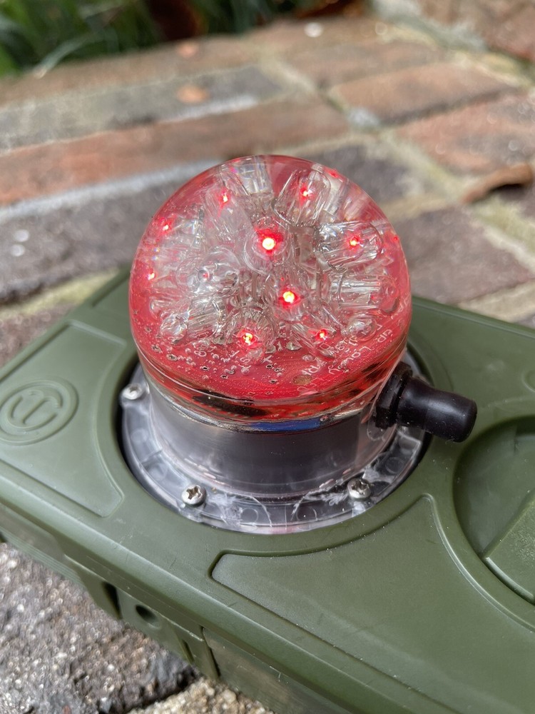 Cejay Engineering Solid Red moon solid beacon