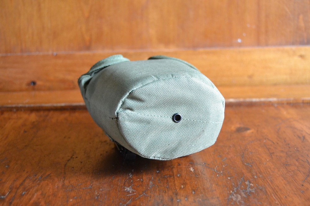 Army Canteen with Canvas Carrying Case Pristine