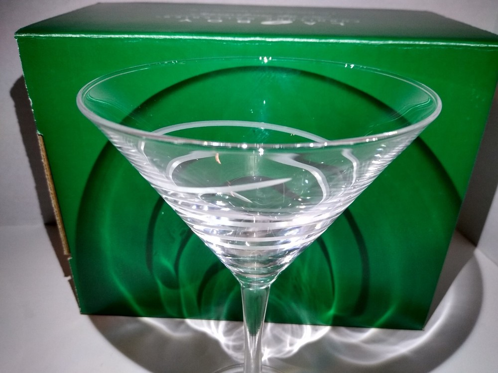 2 PC Diamond Engraved Martini Glass Set LaZboy NEW Elegant Stemware