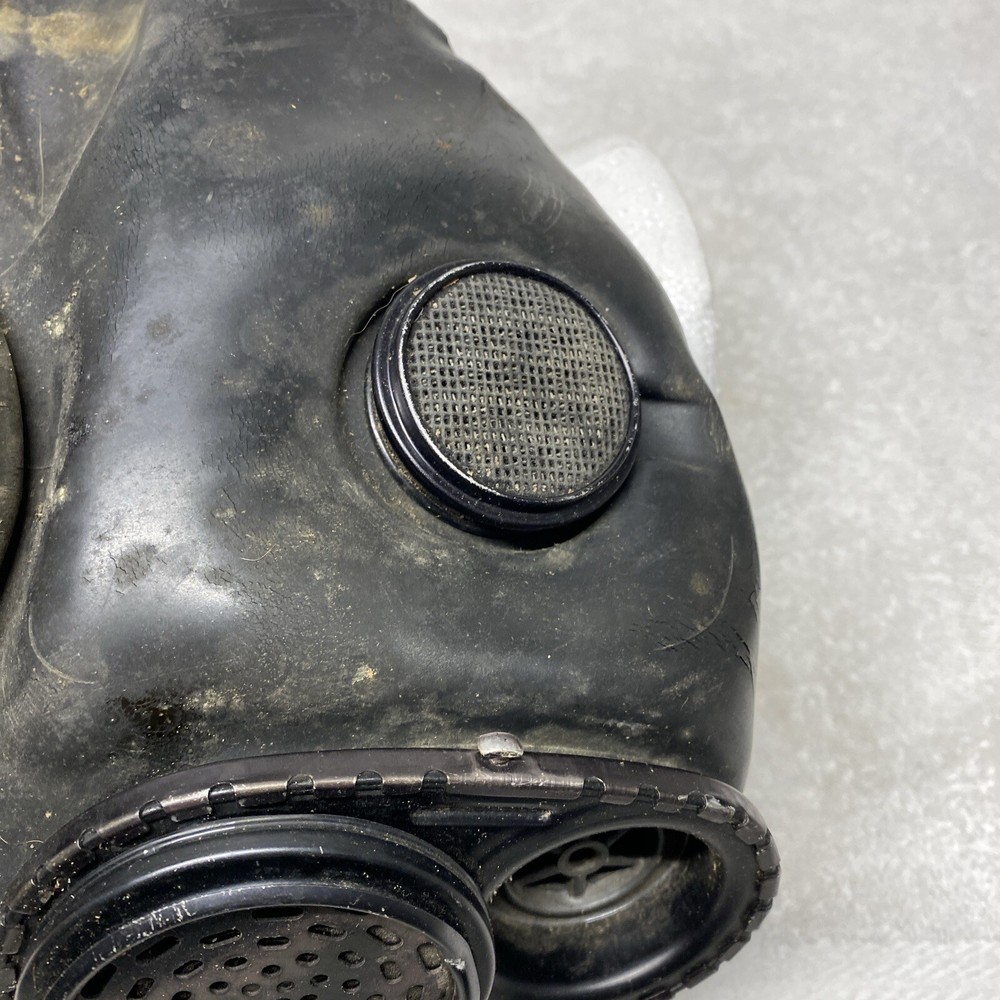 Old Gen black M7 Gas Mask