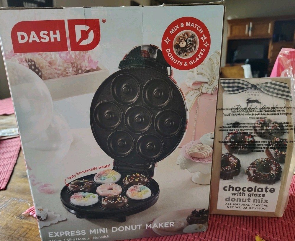 dash mini donut maker & Mix