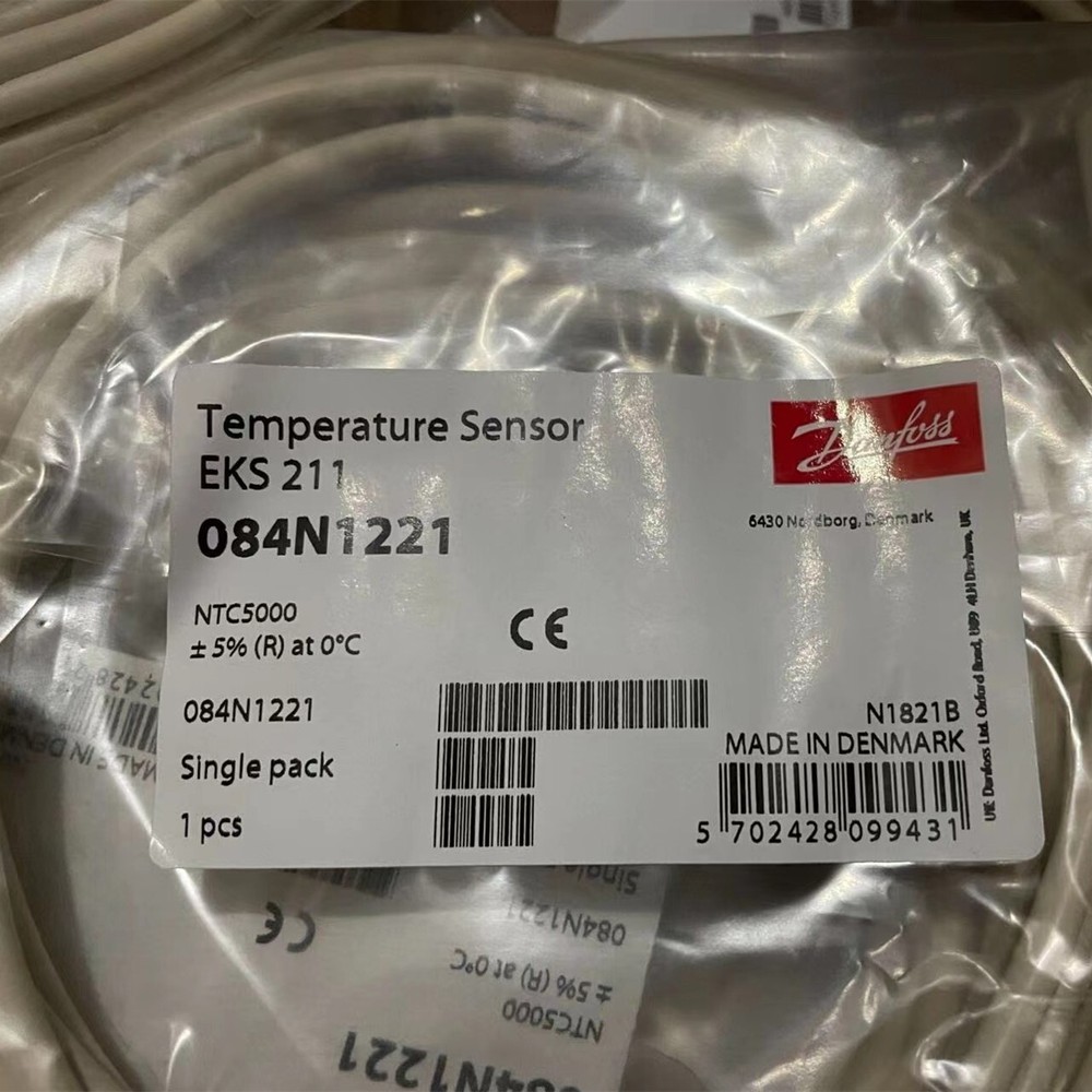 1PC Danfoss EKS221 084N1221 Temperature Sensor