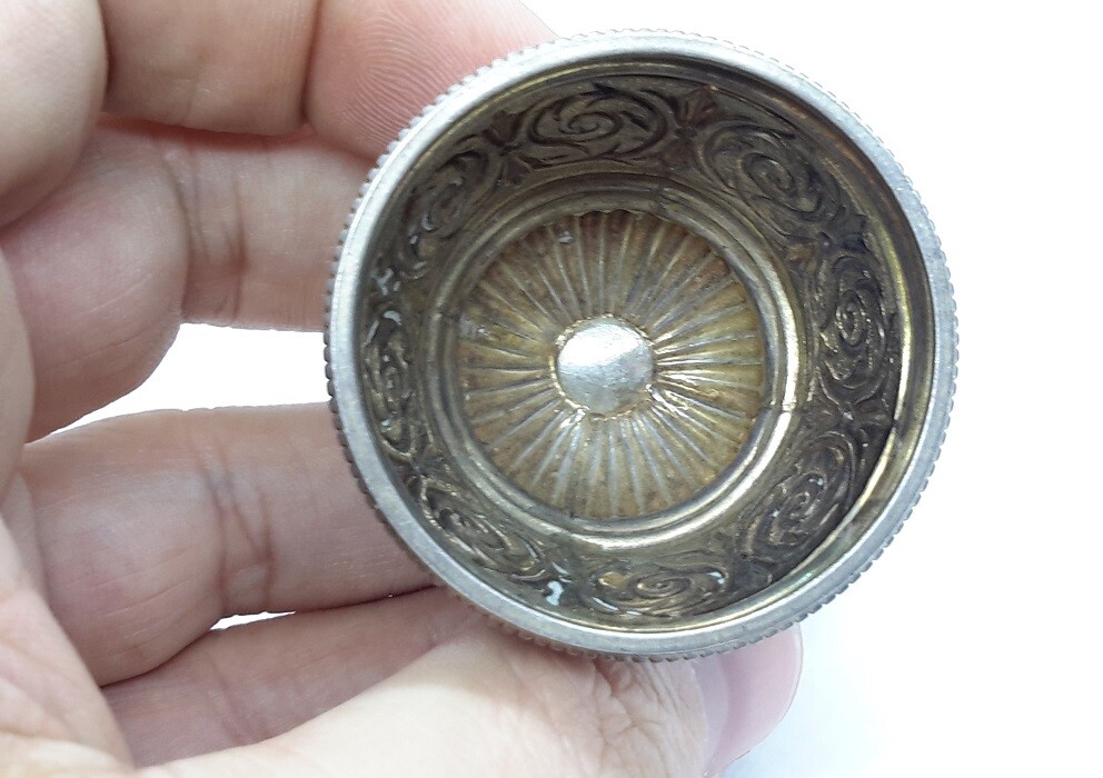 German 800 Silver Egg Cup Repousse Not Sterling. Wilhelm Binder WTB