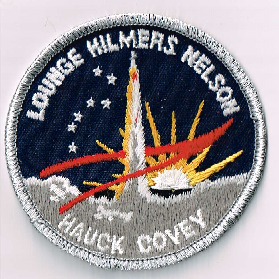 Pick 1 NASA Space Shuttle Discovery Mission STS-26 patch (light or dark blue)