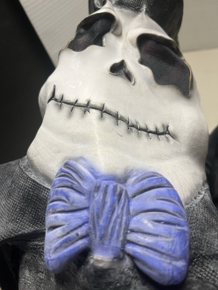 Halloween Ghost/Skeleton Latex Mask w/Cape Pre-Owned