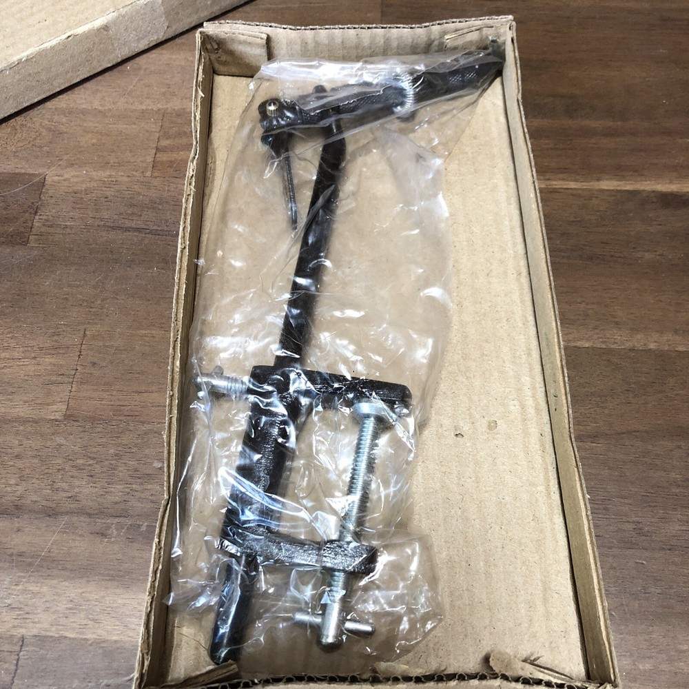 Cabelas Fly Tying Kit - Super AA Vise