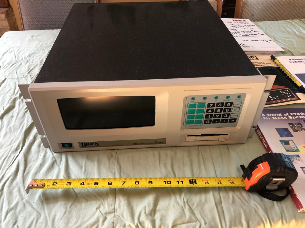 Hiden Residual Gas Analyzer Controller, Model HAL Quadrapole Mass Spectrometer