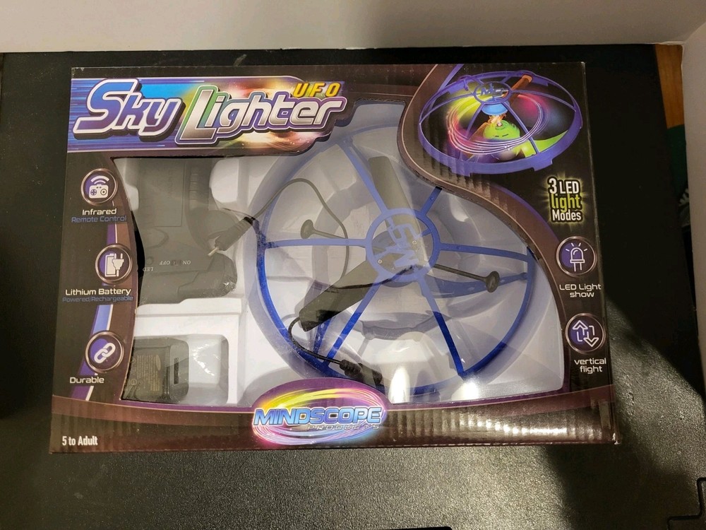 MINDSCOPE SKY LIGHTER MICRO UFO  INFRARED REMOTE CONTROL MINI DRONE - Blue