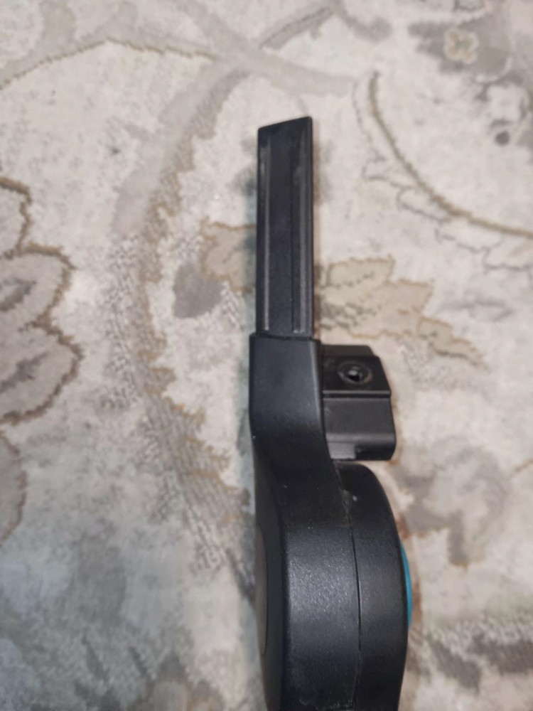 Thule Urban 2 Glide RIGHT OR STARBOARD SIDE SWAY HANDLE INSERT PART REPLACEMENT