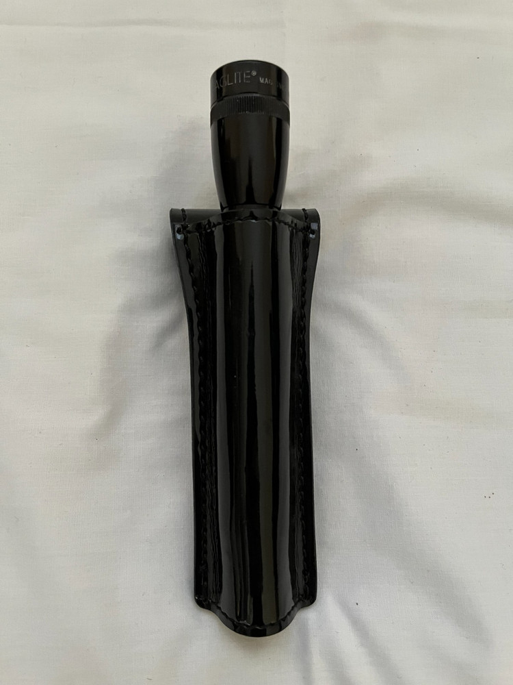 NEW Gloss Leather open top flashlight holder pouch police/security surplus