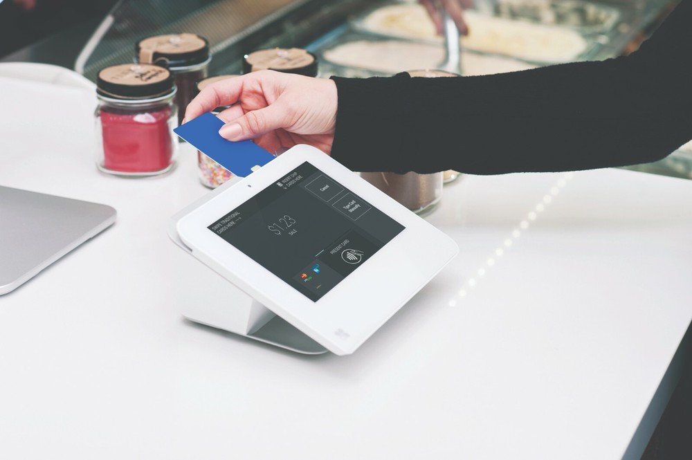 Clover Mini POS - Accepts EMV & TAP - Requires Processing with SwyftPAY