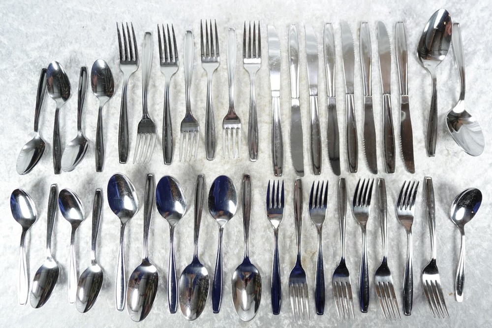 40 Pieces Vallarta Pattern Stainless Steel Flatware By Oneidacraft