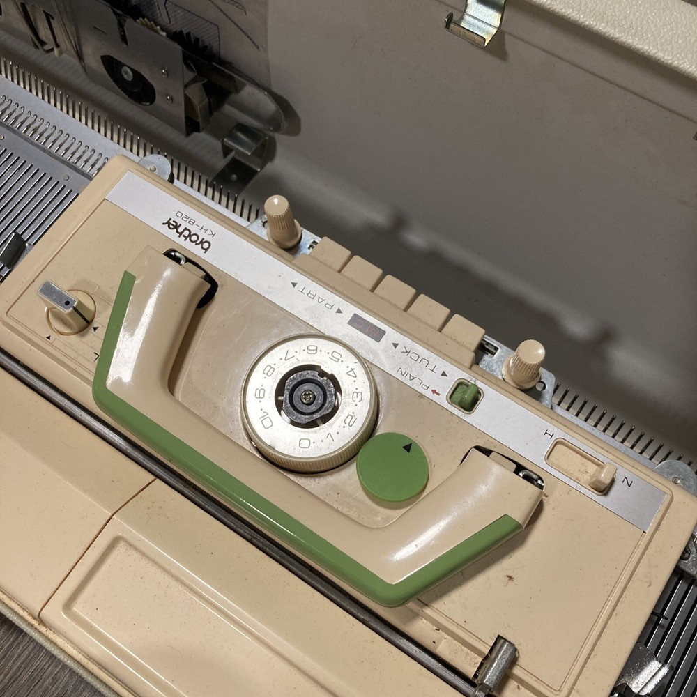 Brother KH820 knitting machine