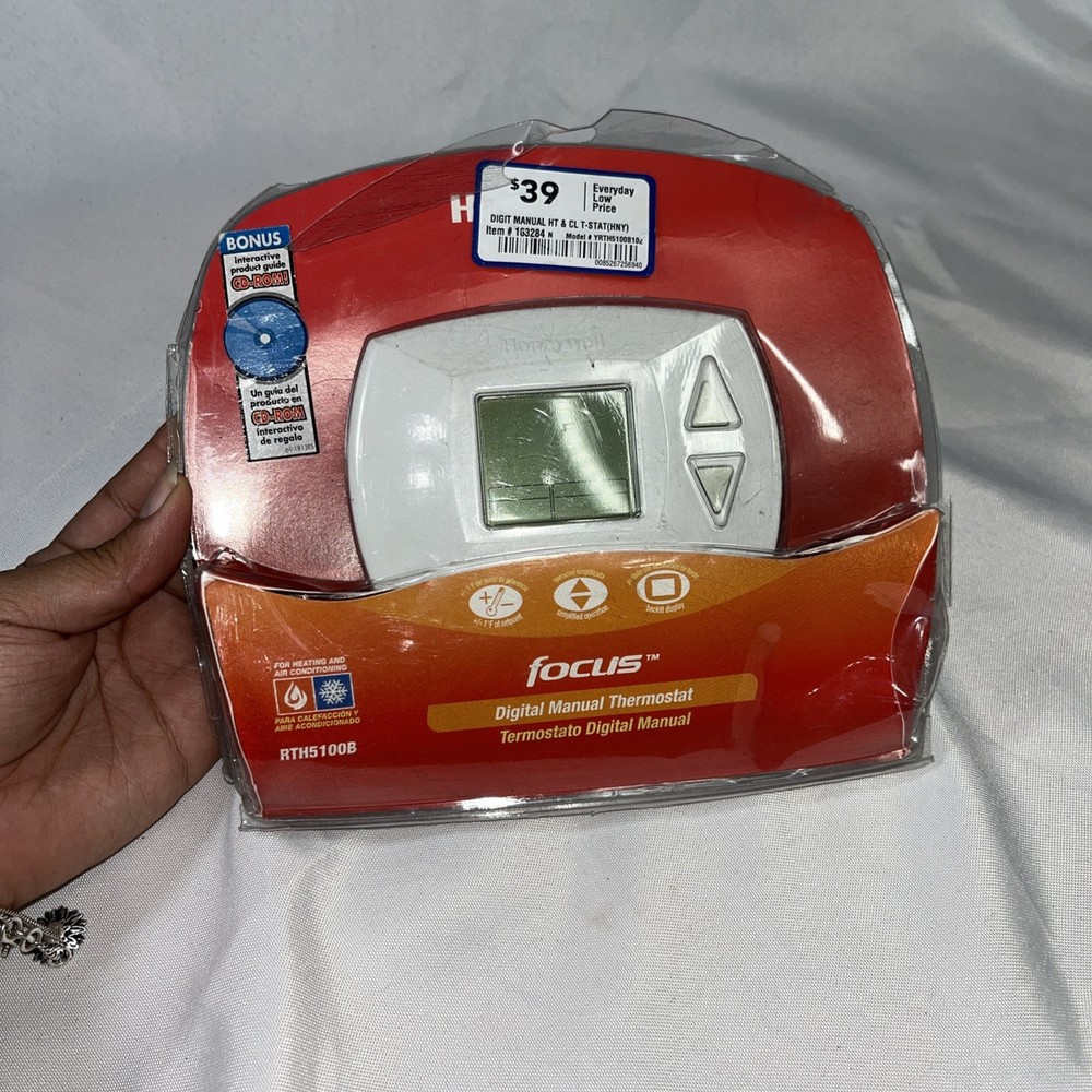 The Honeywell RTH5100B Digital Non-Programmable Thermostat