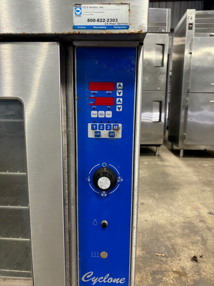 BAKERS PRIDE DOUBLE STACK GAS OVEN CYCLONE SERIES