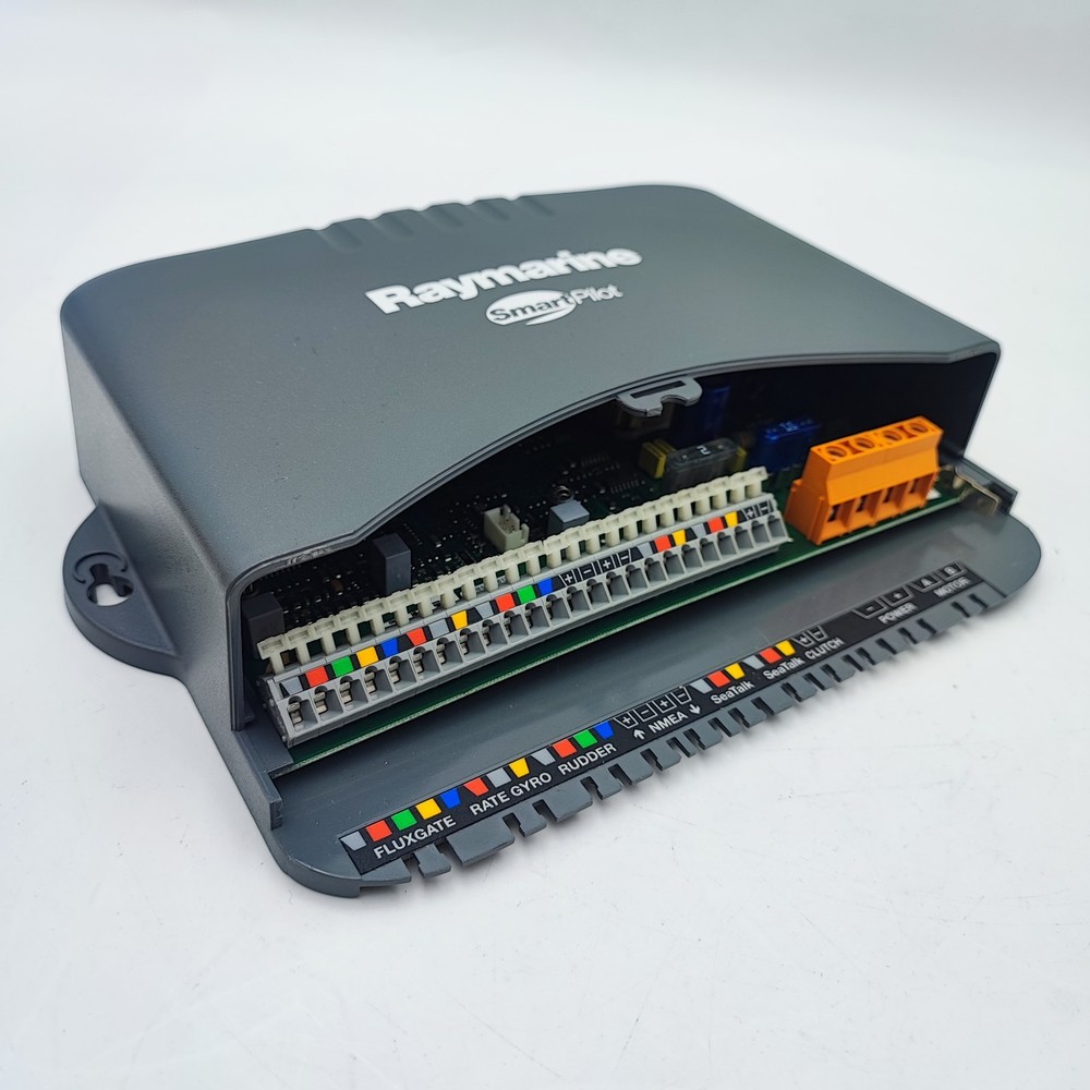 Raymarine S1 SmartPilot Autopilot Course Computer SmartPilot E15020 Wheelpilot