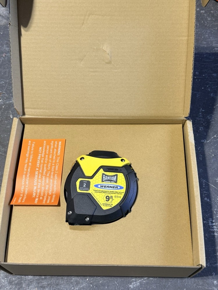 WERNER R430006LE-TB 9ft Bantam Tie-Back Web Self-Retracting Lifeline New Class 2