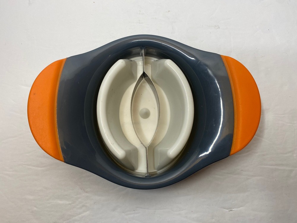 Apple Slicer • Grey & Orange