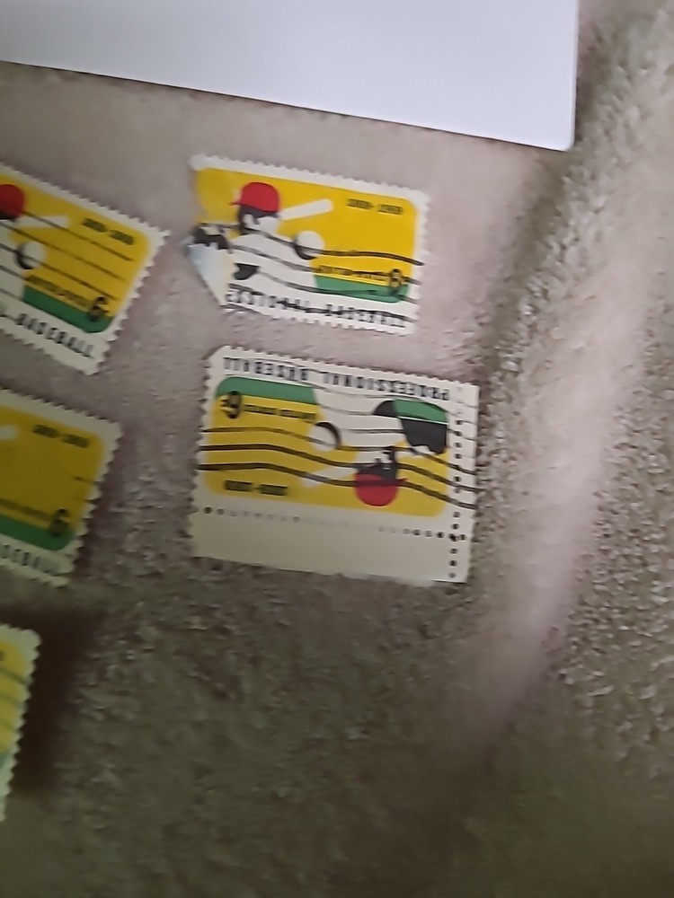 FOUR PROFESSIONAL BASEBALL STAMPS ( ENVELOPE AI)