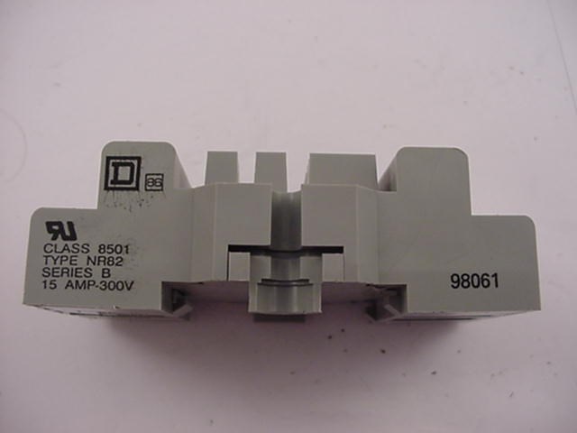 Square D Type NR82B Front Wired Relay Socket Class 8501 Series B NR-82