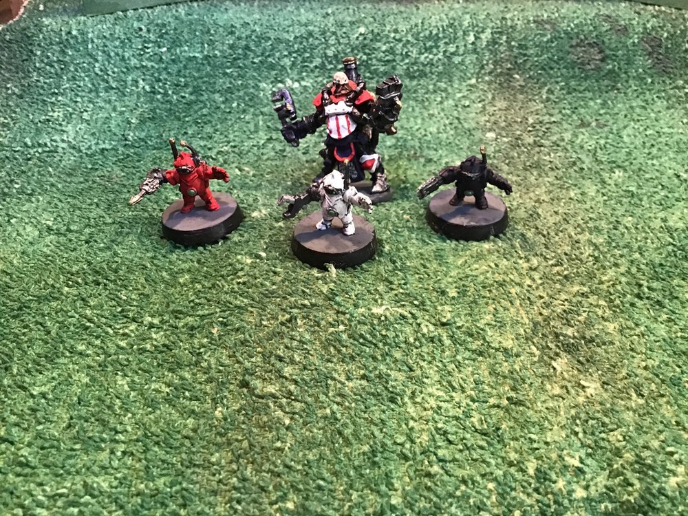 Reaper Decker Lugstampf with 3 Workbots 25mm
