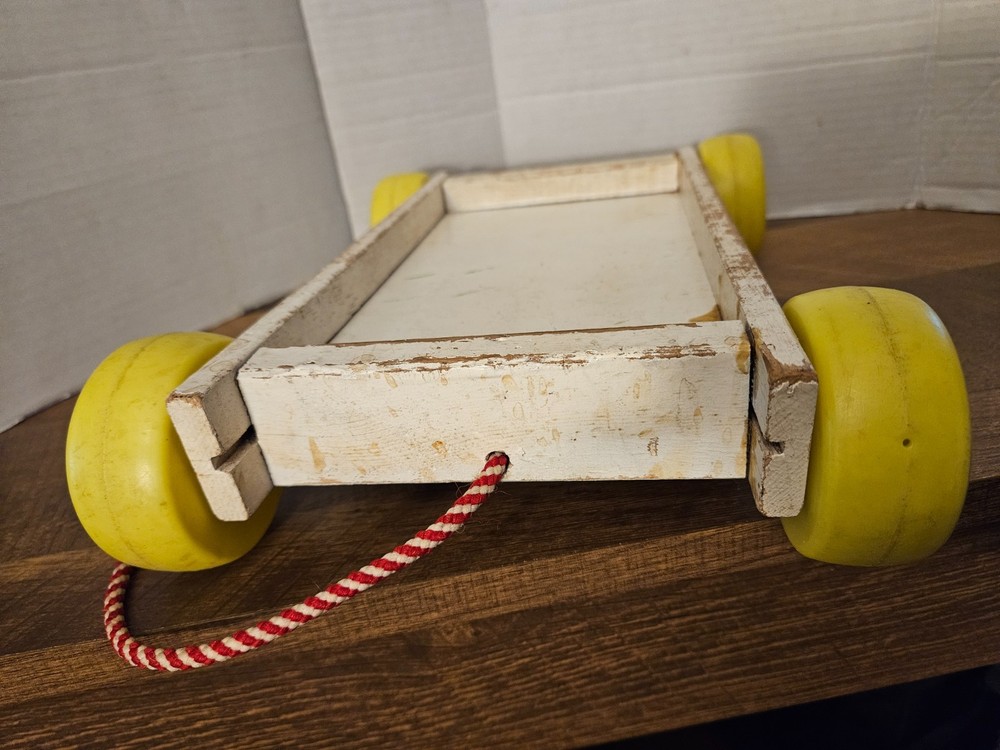 Vintage Playskool Wagon Pull Along Toy Cart